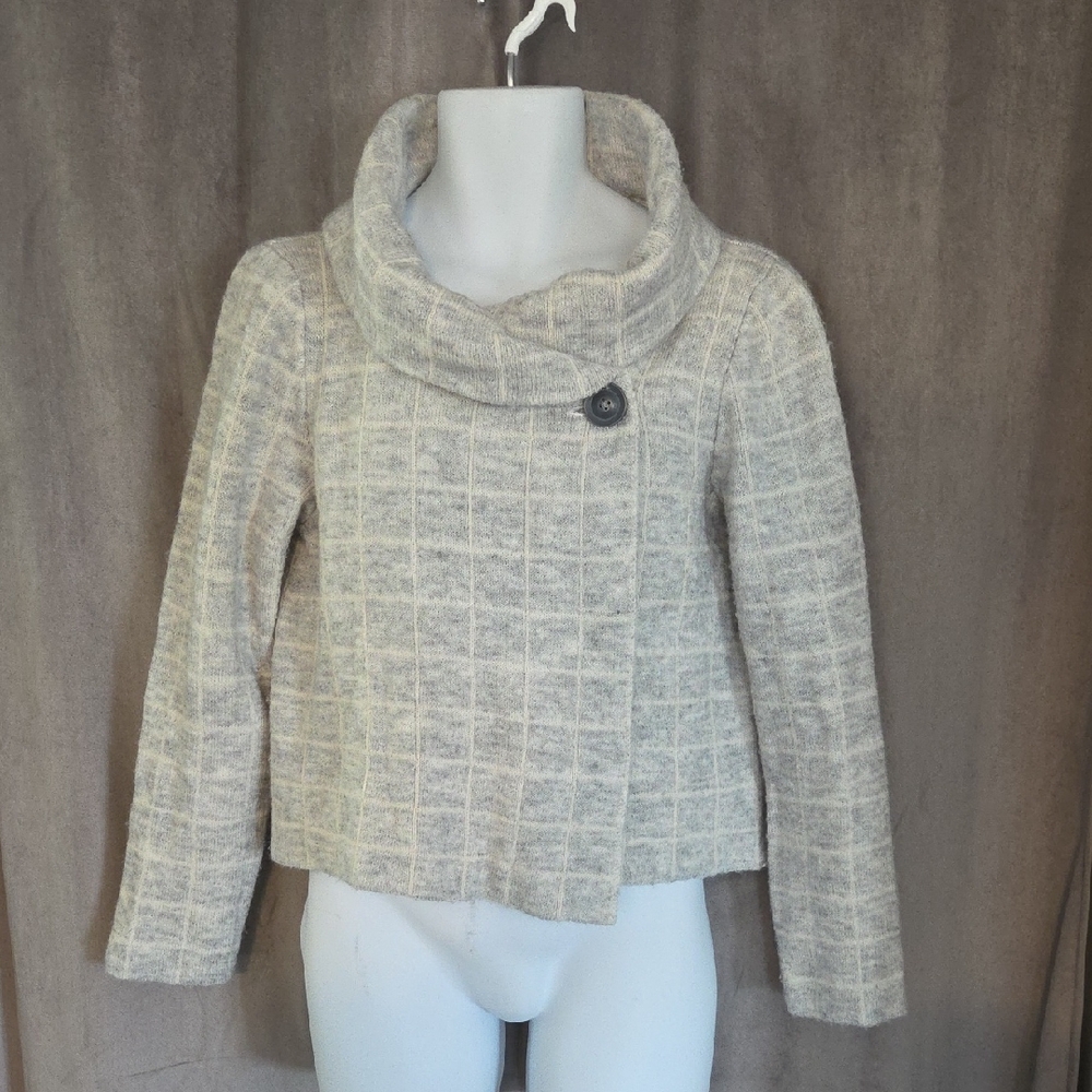 Ellen Tracy Size Large Gray And Cream Cowl Neck Sweater